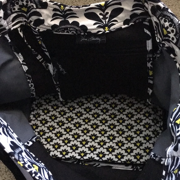 Vera Bradley tote - Picture 2 of 4